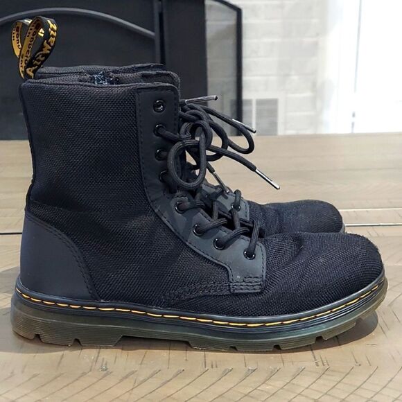 Dr. Martens Combs Y Black Boots Sz  5 - Picture 3 of 13
